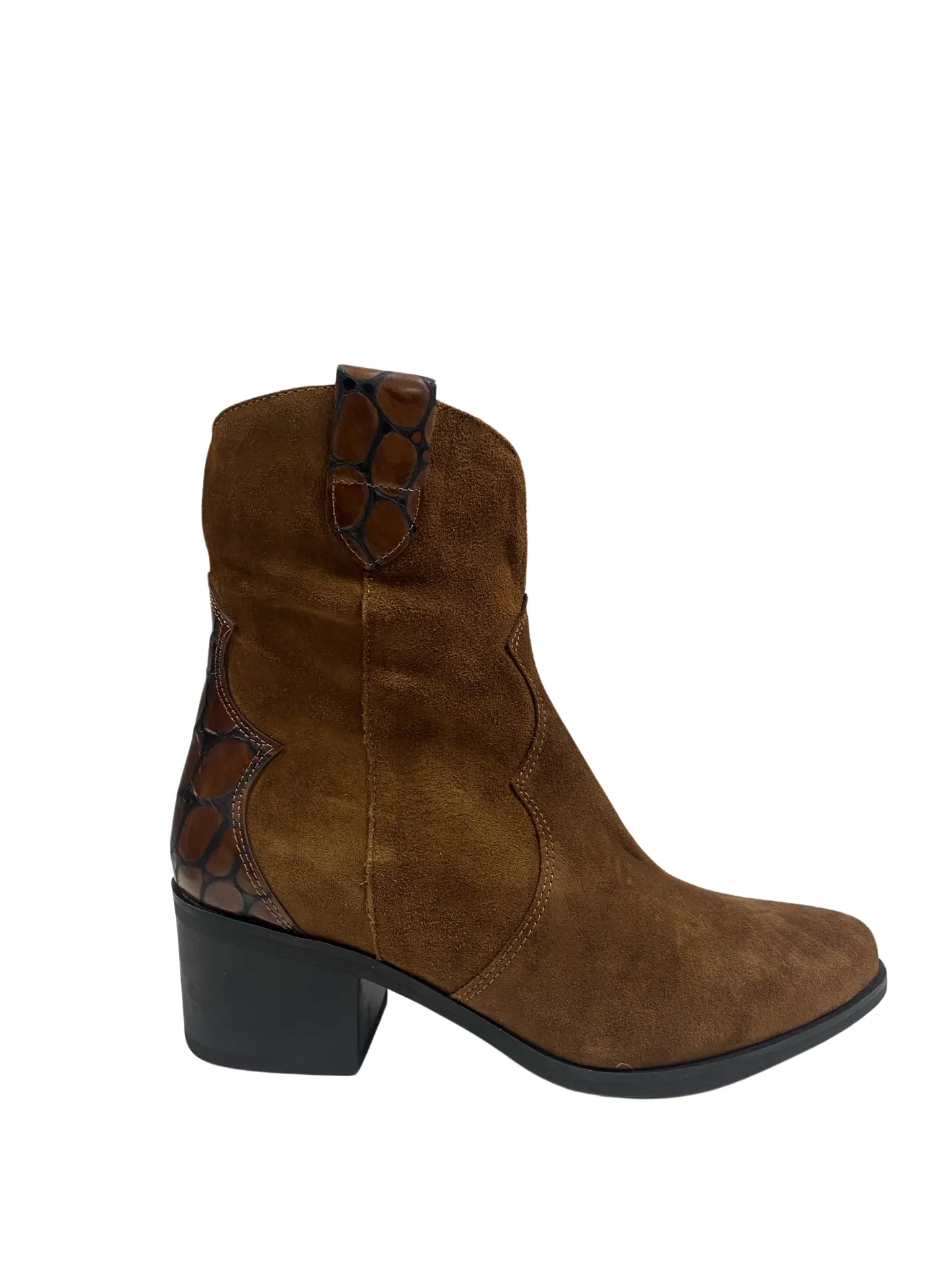 BOTA MUJER JORDANA 4014 CUERO