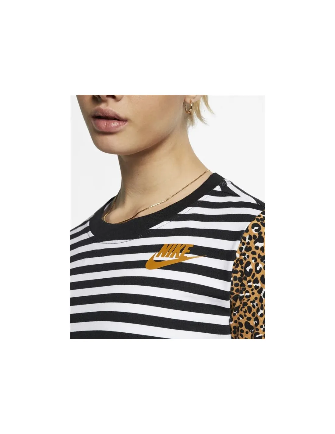 Camiseta Sportswear Nike Animal Print