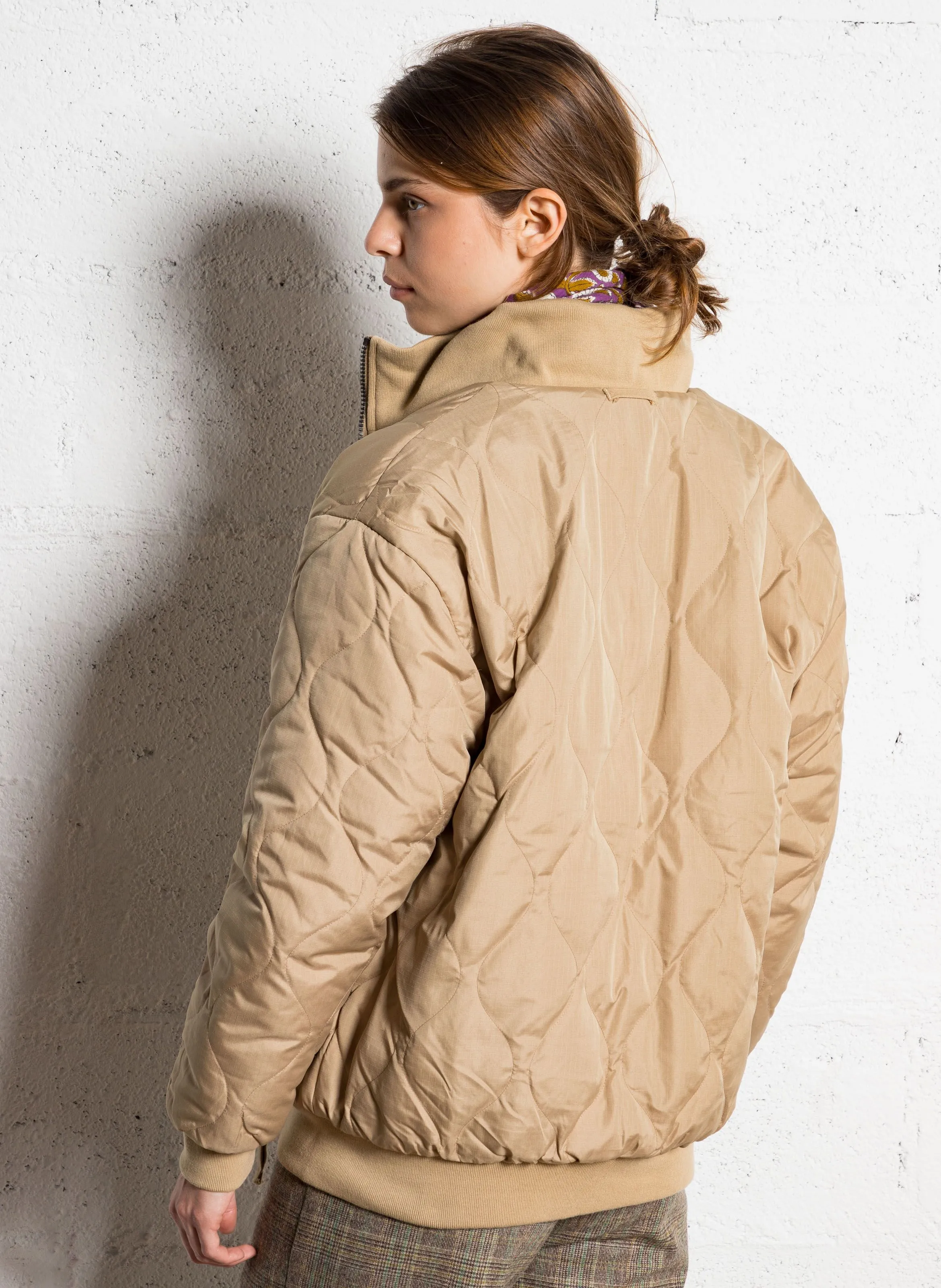 Chaqueta recta reversible cuello alto en beige