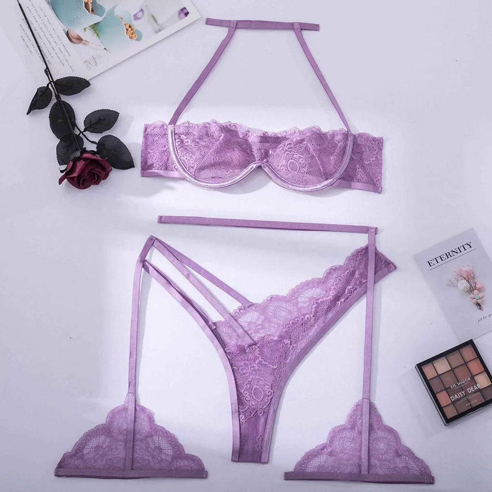 Conjunto de lencería morado con ligas