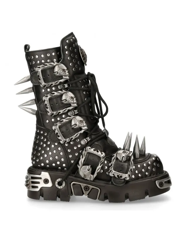 ESPECTACULARES BOTAS DE CUERO NEGRO CON PINCHOS DE NEWROCK