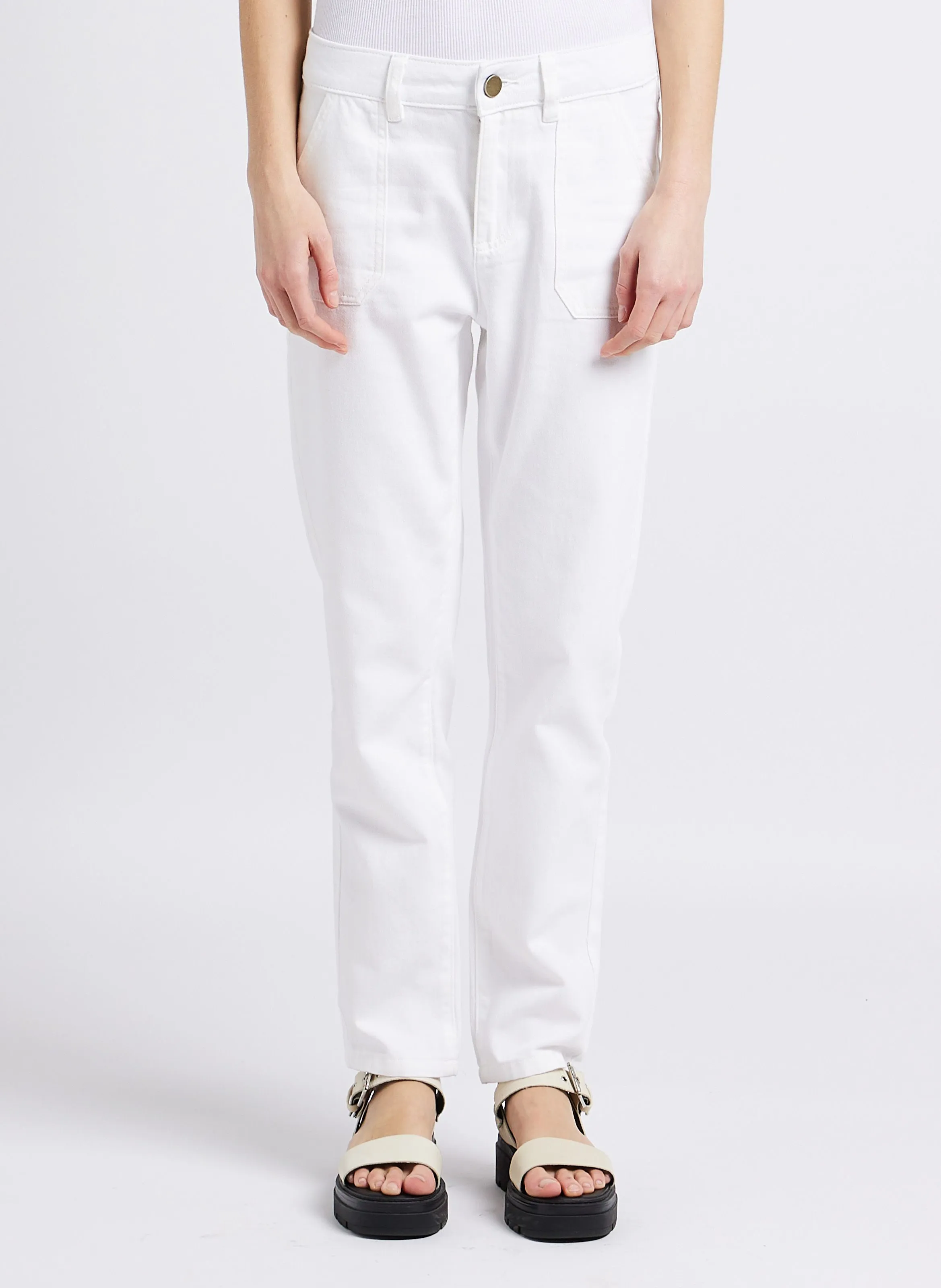 NALLA - Pantalón slim de algodón de talle alto en blanco