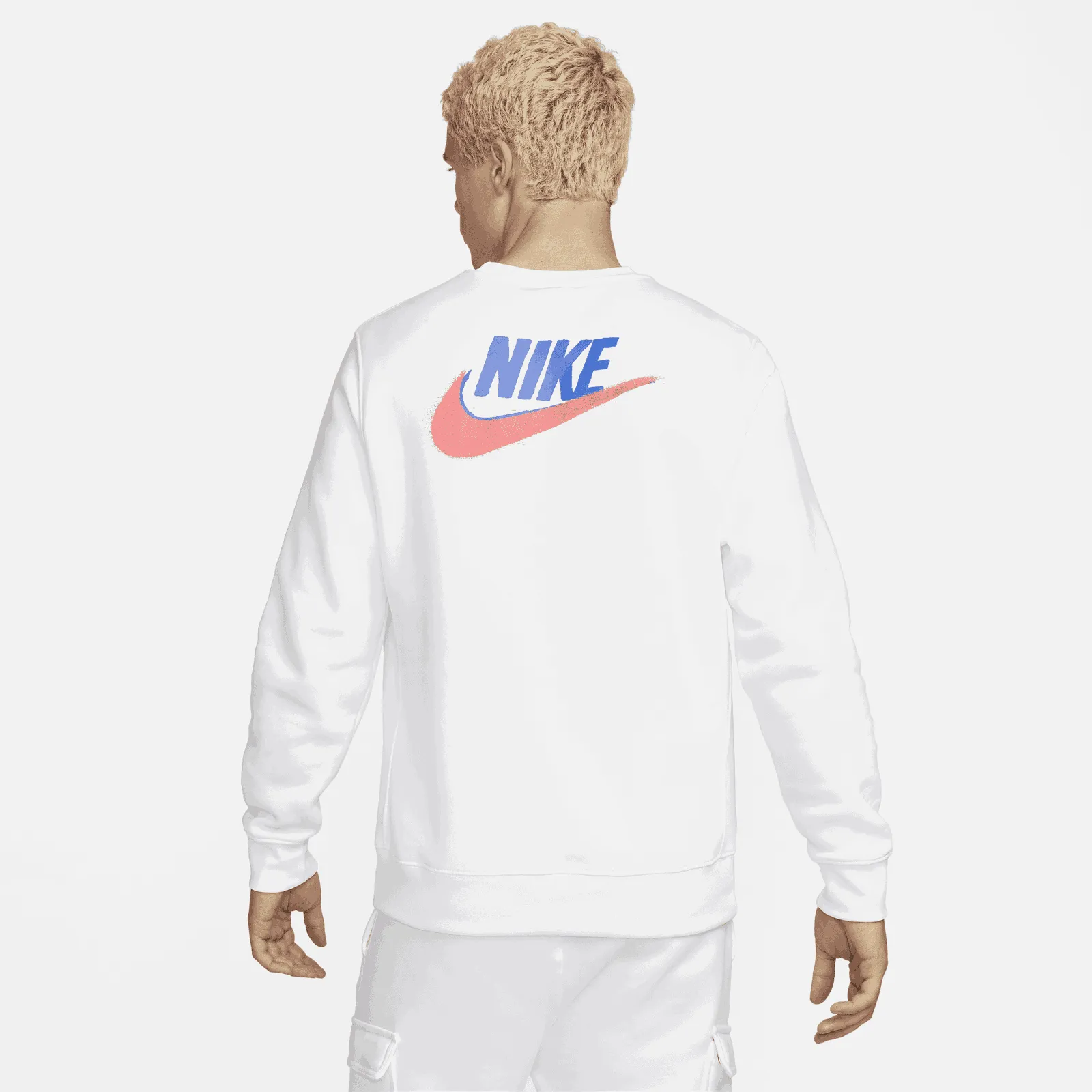 Nike Sportswear Standard Issue