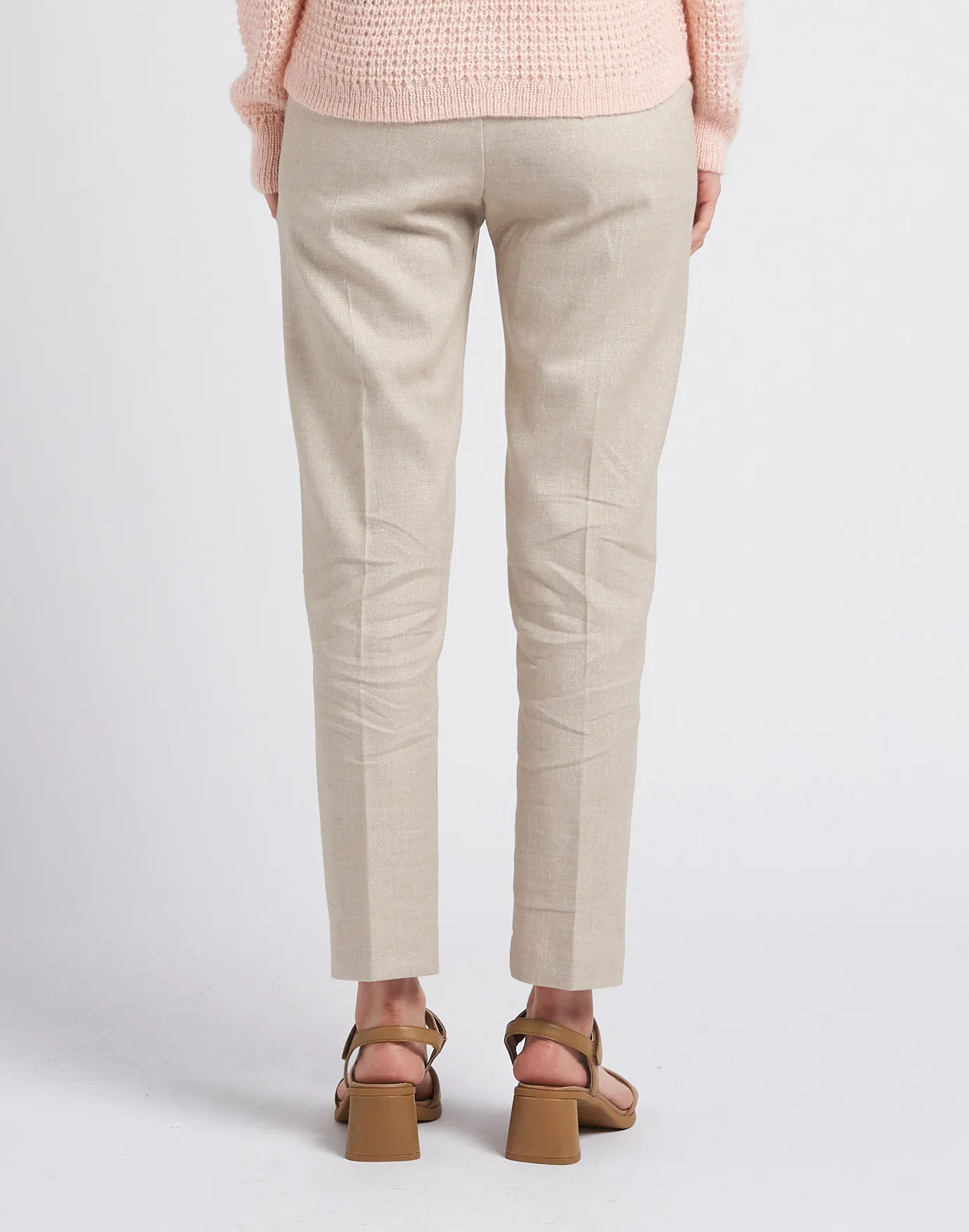 Pantalón chino de talle alto con hilos metalizados en beige