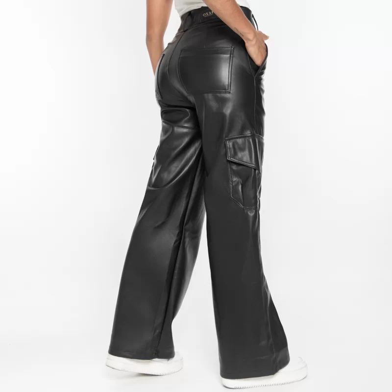 Pantalón en efecto cuero AX-2249 negro