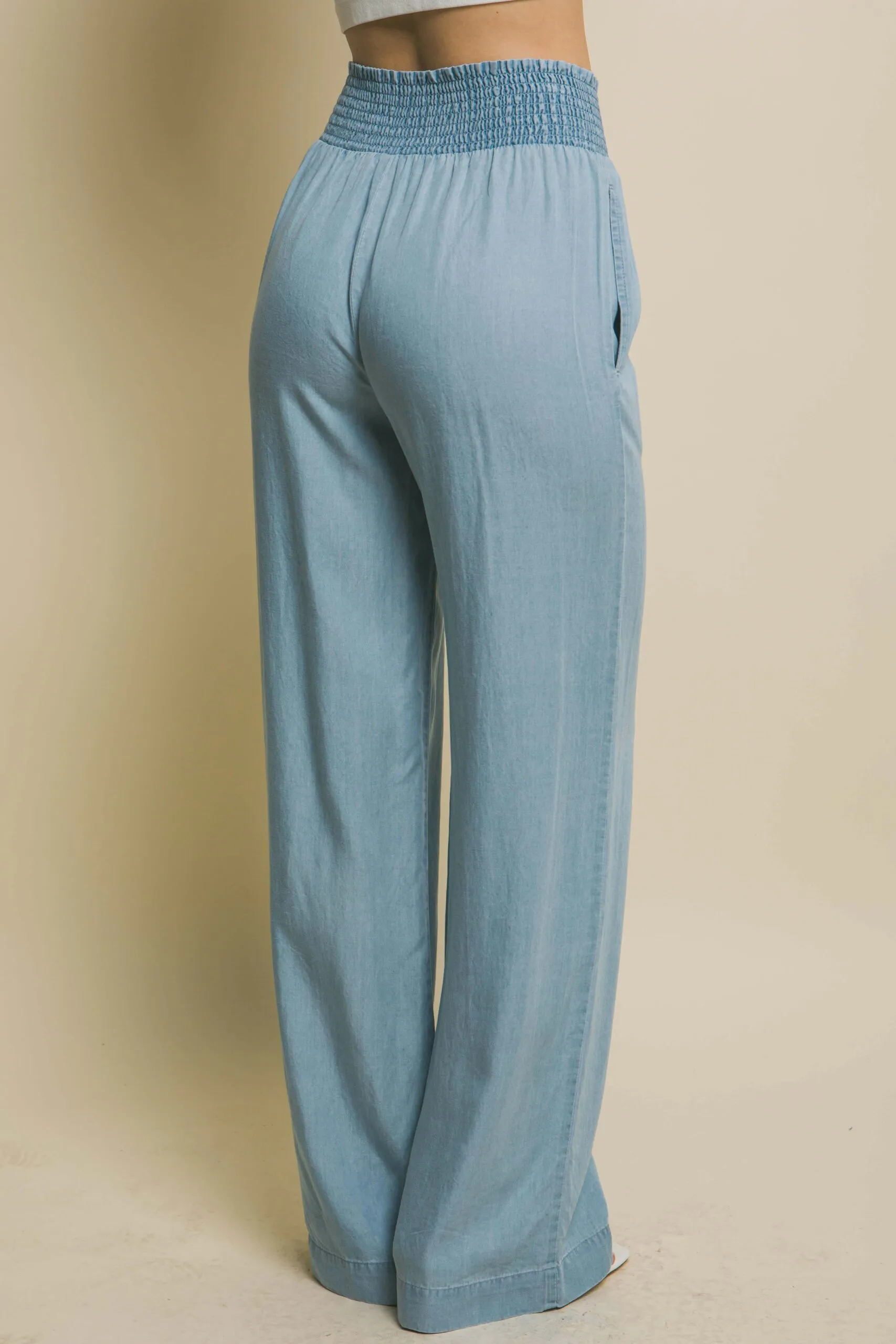 Pantalón tipo palazzo en Tencel