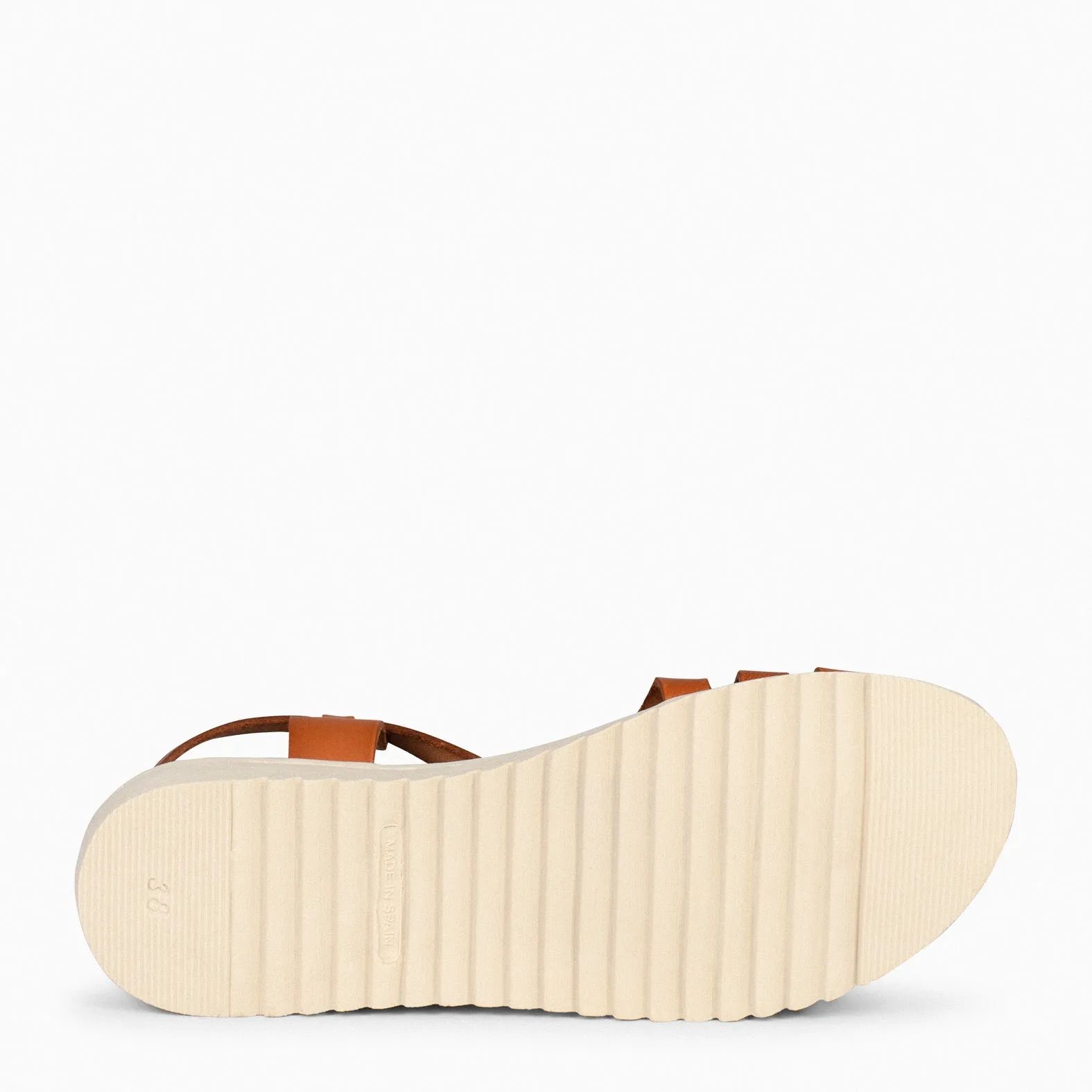 SPIRIT – Sandalias cruzadas con hebilla CAMEL