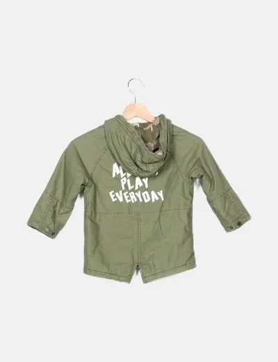 Zara Abrigo verde básico